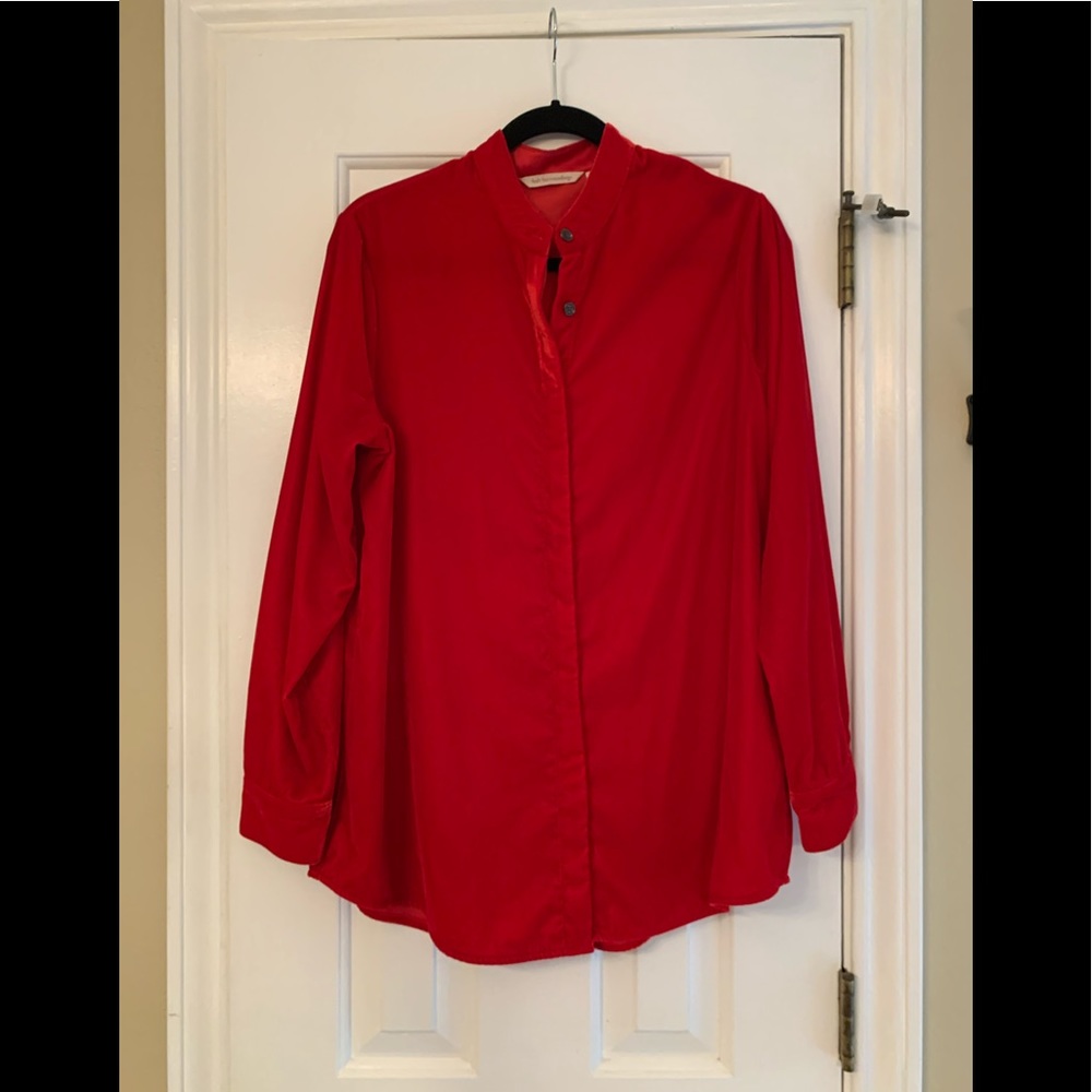 Soft Surroundings, red tunic, velvet/poly
Sz M
Excellent Condition